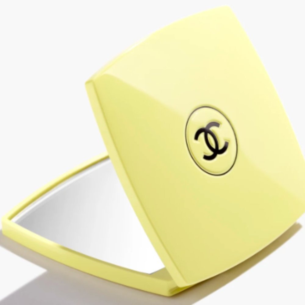 Chanel Couleurs Double Mirror in Ovni 129